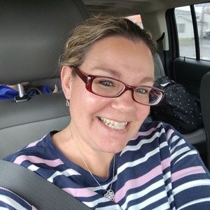 Meet your Posher, Kendra